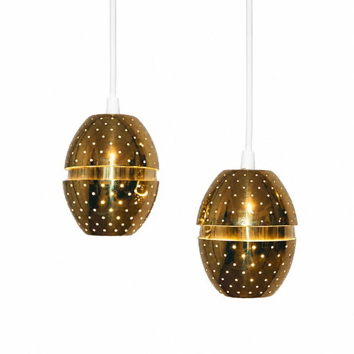 Hans-Agne JACOBSSON (1919-2009) Pair of "Florina" pendant lights – model T790