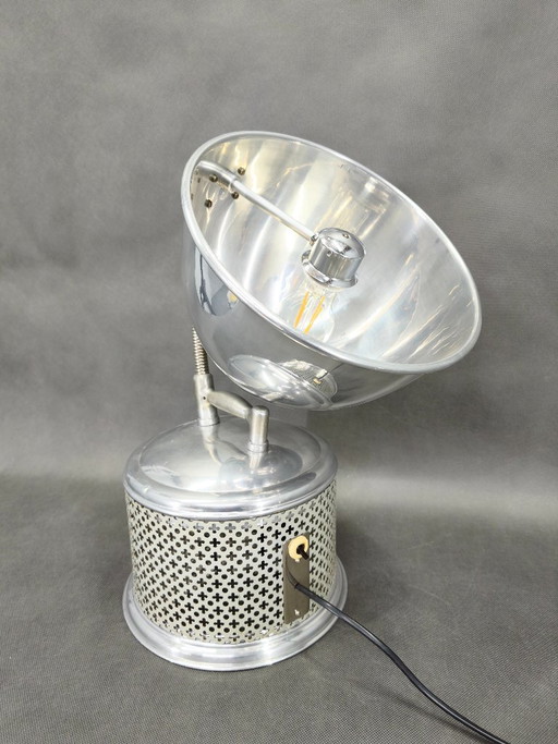 Lampe solaire médicale industrielle Bauhaus, lampe de table, Tchécoslovaquie des années 1930