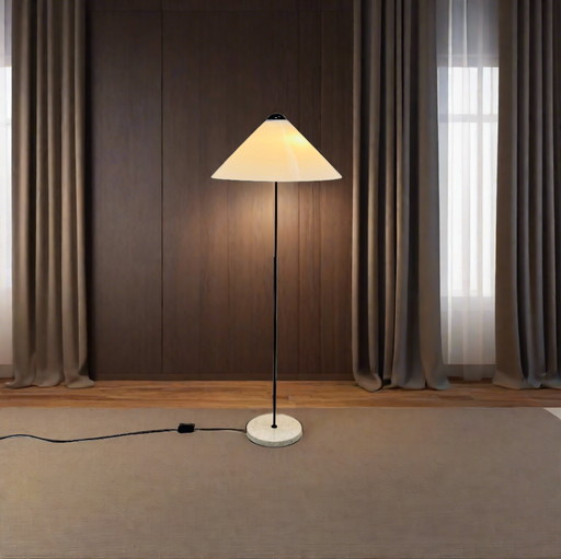 Oluce Floor Lamp Vico Magistretti Model Snow 1970