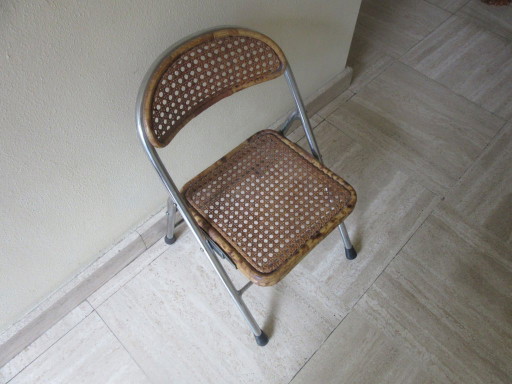 Kinderstuhl aus Chrom, Bambus/Rattan, Vintage-Modernismus der 70er Jahre