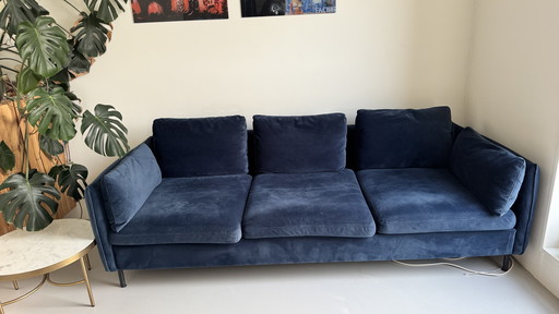 Delightful 3-Seater Sofa from Made