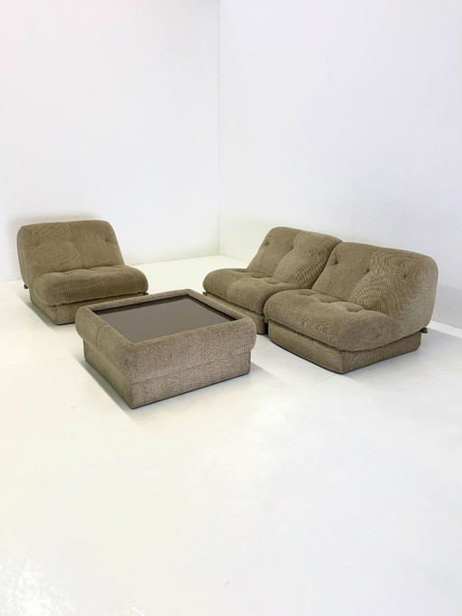Nuvolone Modular Lounge Sofa with Coffee Table by Rino Maturi for Mimo Padova