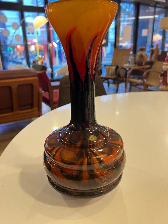 Image 1 of Raro vaso vintage in vetro opalino dall'Italia | Arancione-marrone | Anni '70 | Grande vaso della metà del secolo scorso