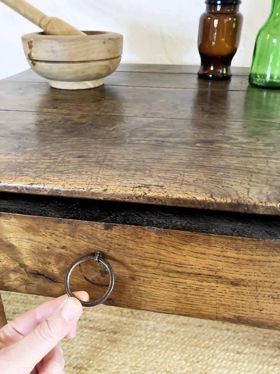 Image 1 of Table de ferme carrée en chêne massif