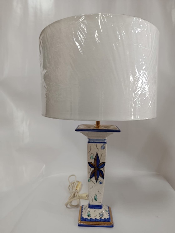 Image 1 of Lampe de table élégante en céramique – Motif floral bleu