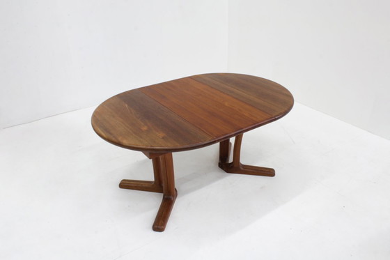 Image 1 of Vintage Dyrlund Deense ronde uitschuifbare eettafel massief teak 