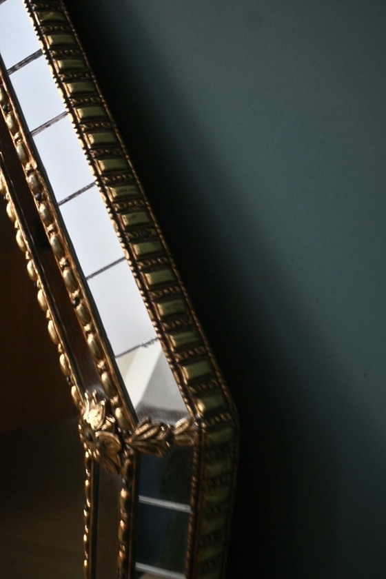 Image 1 of Venetian, Trapezium mirror, octagonal