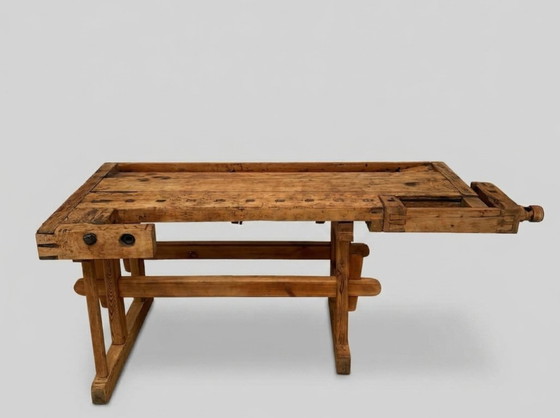 Image 1 of Établi industriel vintage en bois pour menuisier