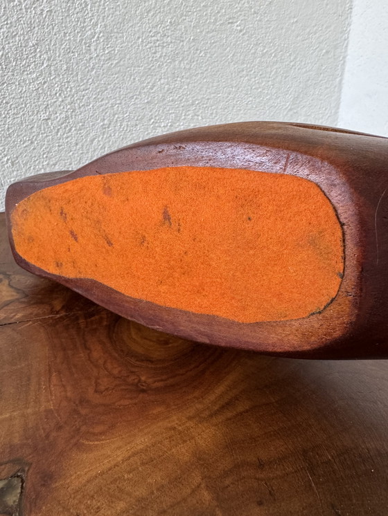 Image 1 of Vintage decoratieve houten eend