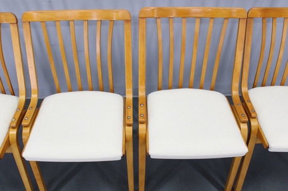 Image 1 of Set di quattro sedie da pranzo restaurate di metà secolo di Jitona