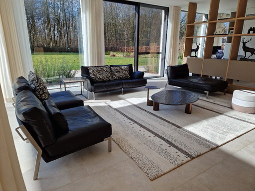 spazioso divano a 2 posti, 2 posti singoli, poltrona, pelle.