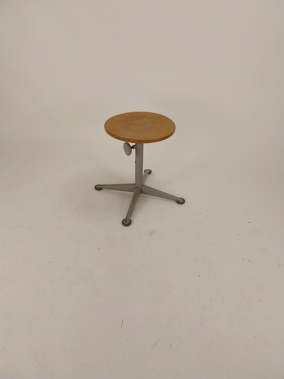 Image 1 of 1 x Friso Kramer stool by Ahrend de Circel 1950's