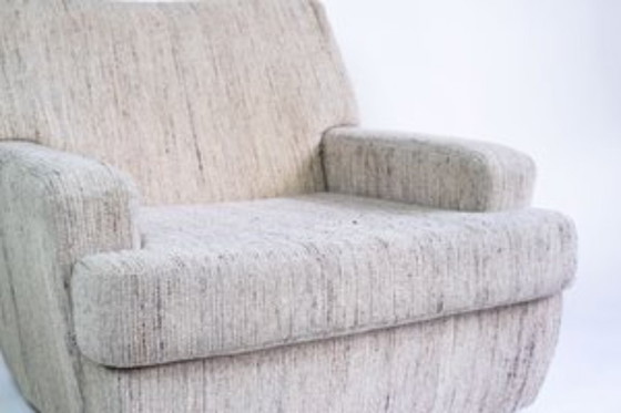 Image 1 of Grijze vintage fauteuil op wielen - Stijlvol & praktisch