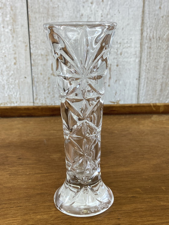 Image 1 of Vase Ciselé