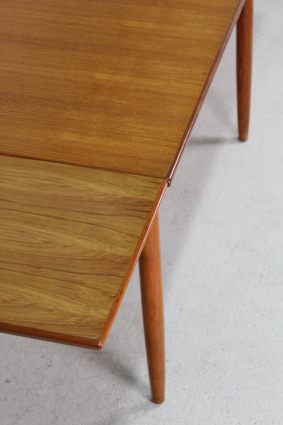 Image 1 of Vintage extendable dining table from the 1960s