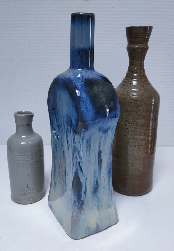 Image 1 of tre vasi vintage in ceramica a forma di bocciolo