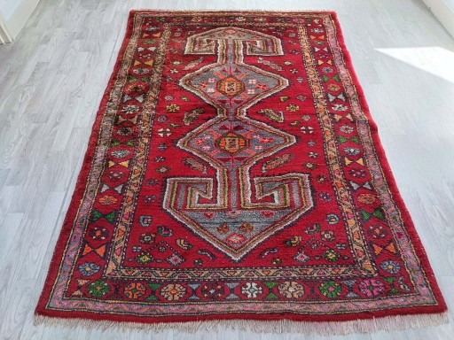 Alfombra persa Khamseh hecha a mano