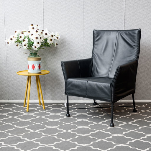 Fauteuil Montis Charly cuir noir - base noire (6 disponibles prix/st)