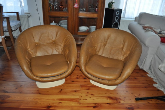 French Plastic Club Chairs by Rapfael Raffel, 1970s, Set of 2 – Armchairs, Fiberglass, Space Age (photo 4 of 7)