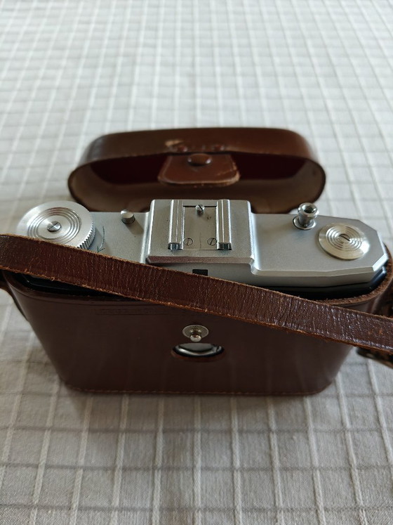 Zeiss Ikon Nettar folding camera – Photography, Glass, Leather (photo 12 of 15)