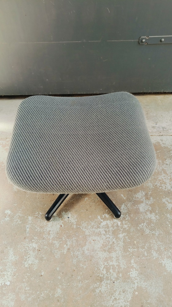 Image 1 of Artifort Poef Harcourt F141