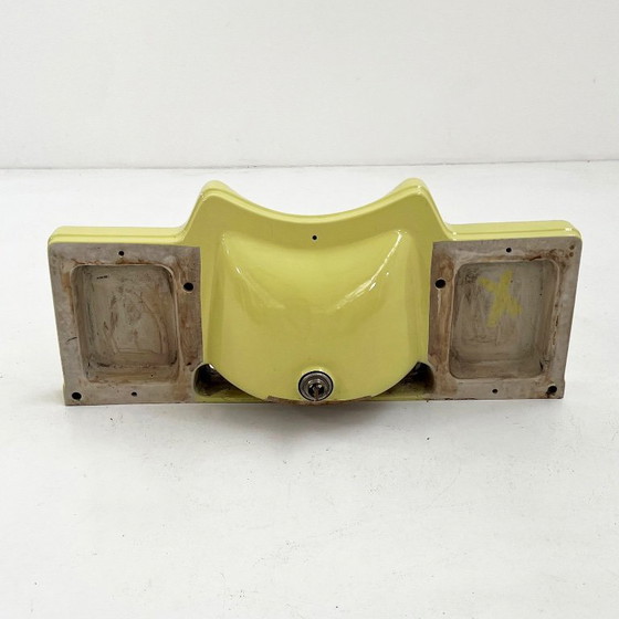 Image 1 of Large Vintage Pistachio Sink, 1980s