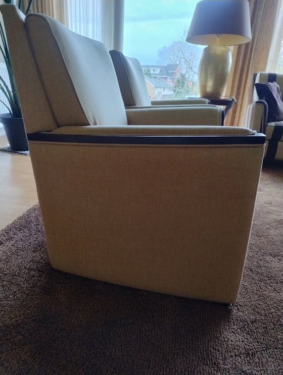 Image 1 of 2 poltrone beige classiche e senza tempo