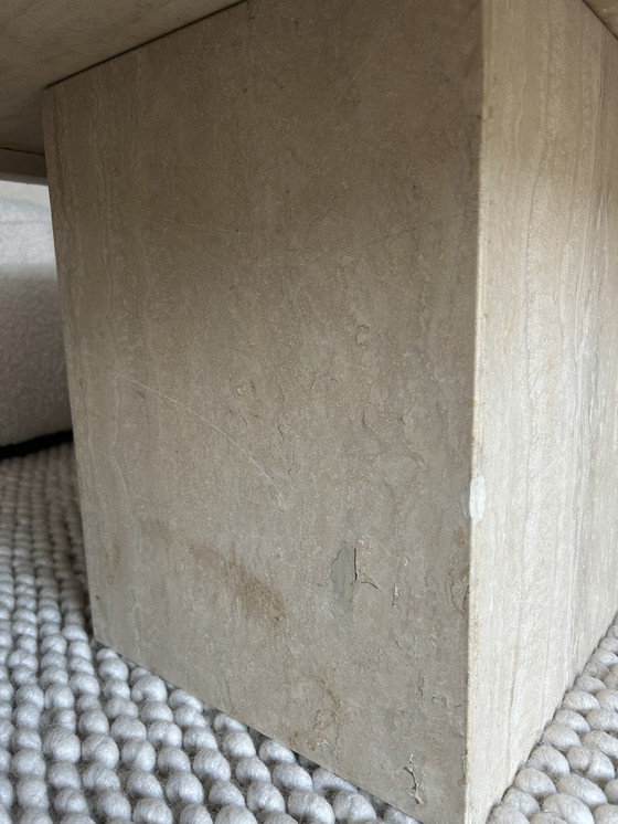 Image 1 of Tavolino da caffè in marmo travertino