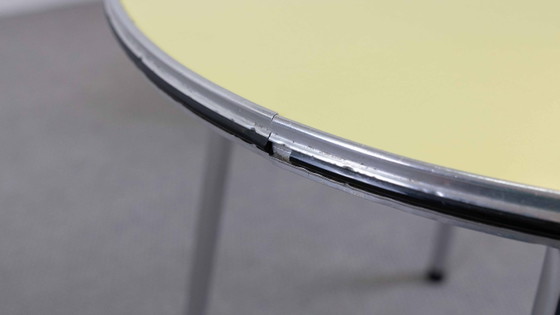 Vintage Bauhaus stalen bijzettafel – Metal (photo 8 of 9)