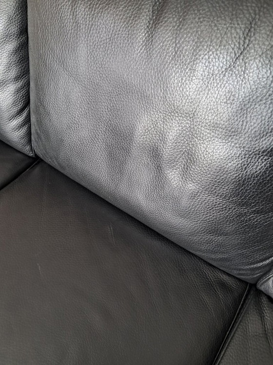 Image 1 of Beautiful black leather 4-seater sofa