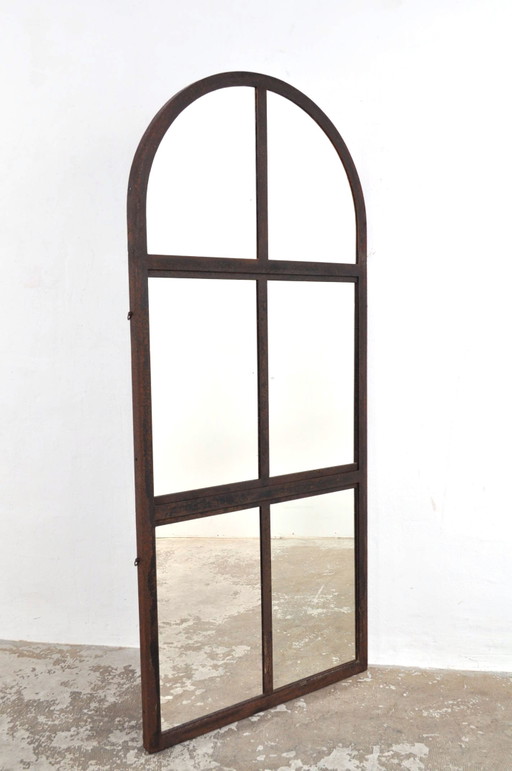 Espejo de arco de hierro fundido vintage