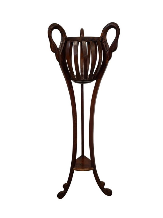 Image 1 of Élégant porte-pot de fleurs vintage en bois de cerisier