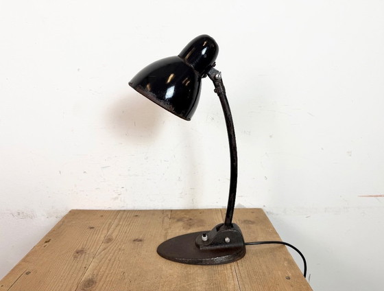 Image 1 of Industriële zwarte geëmailleerde Bauhaus bureaulamp, jaren 30