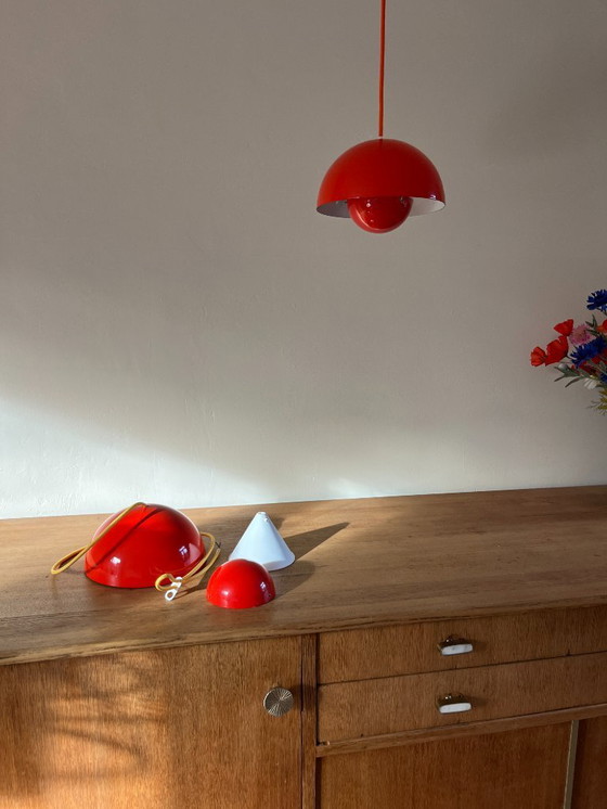 Image 1 of Set di 2 vasi da fiori vintage Louis Poulsen - Verner Panton - VP1 - Lampada dal design danese