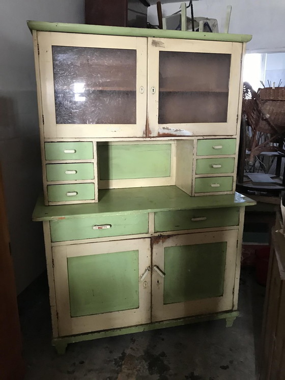 Armoire de cuisine vintage en verre et bois peint, années 1930 – Armoires de rangement (photo 2 of 11)