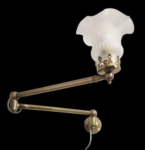 Image 1 of Applique articolata - Ottone dorato e vetro stampato - Stile Art Nouveau