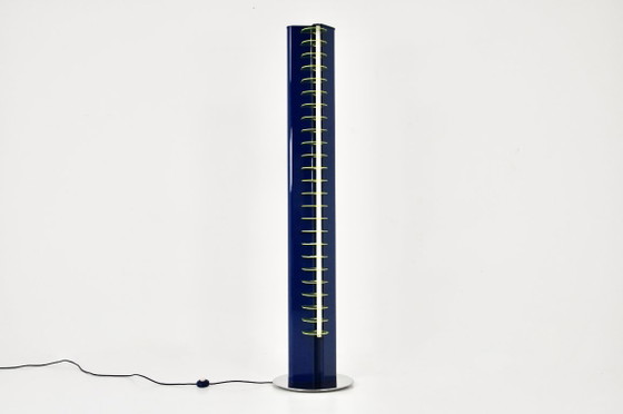 Floor Lamp "Amalassunta" by Vittorio Gregotti for Bilumen, 1960s – Floor lights, Metal, Plexiglass (photo 5 of 12)
