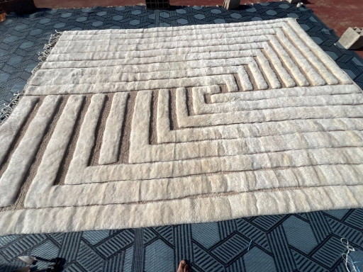 Extra groot, hoogwaardig Mrirt-tapijt 400 x 300 cm – Handgeweven Marokkaans wollen tapijt