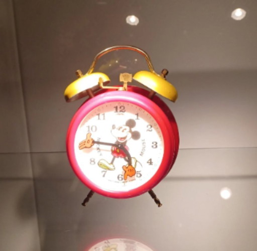 Vintage Mickey Mouse wekker met dubbele bel - Mechanische Disney-wekker met opwindmechanisme - Verzamelobject uit de jaren 70 va