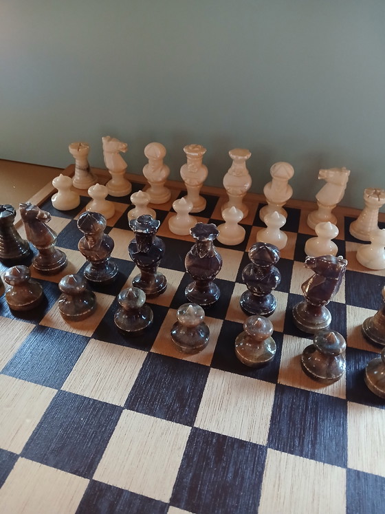 Image 1 of Marble chess set Italy king 8.5 cm