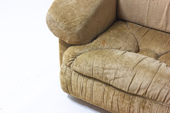 Image 1 of Italienisches Zweisitzer-Sofa aus beigefarbenem Samt, 1970er Jahre