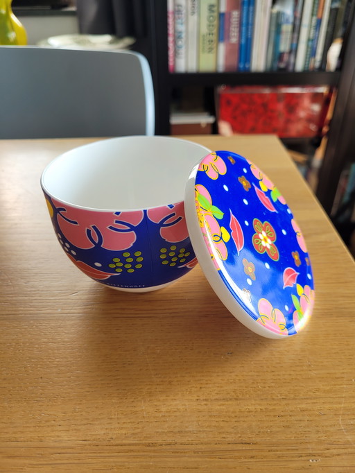 Ritzenhoff porcelain bowl with lid
