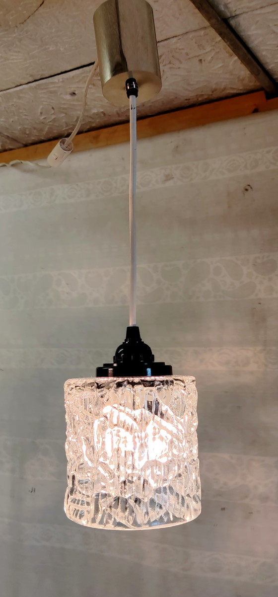 Paar Pendelleuchten aus Holophanglas - Mitte 20. Jh. (photo 5 of 10)