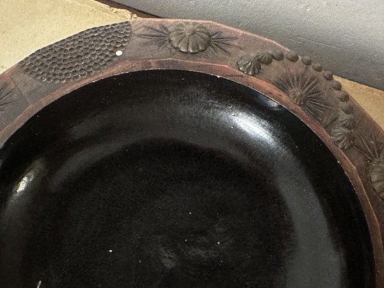 Image 1 of Vide Poche Tripode en Bois Sculpté ornements Metal - Mi-XX e siècle 