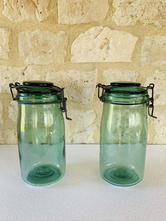 Image 1 of Vintage Franse potten in smaragdgroen glas van L'Ideale, jaren 1940, set van 2