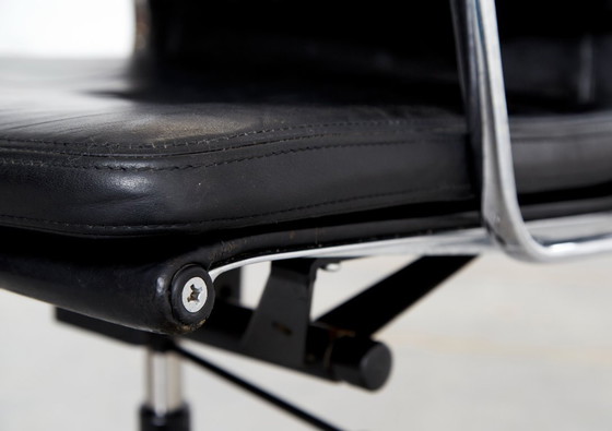 Charles & Ray Eames Soft Pad Chair EA 217 voor Vitra – Bureaustoelen, Leer (photo 13 of 18)