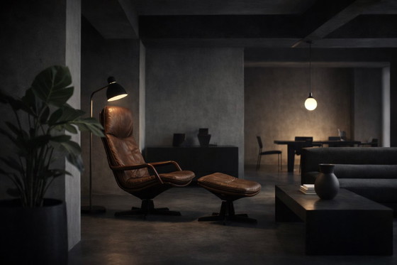 Image 1 of Vintage Mid-Century Danish Modern Brown Leather Adjustable Easy Chair & Ottoman Set from Berg Furniture, 1970s, Set of 2