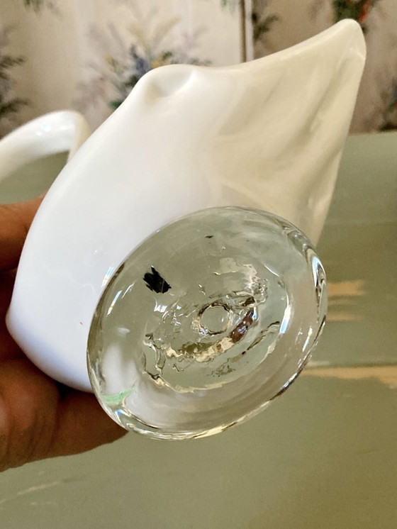 Image 1 of Pair of decorative swans handcrafted from opaque glass