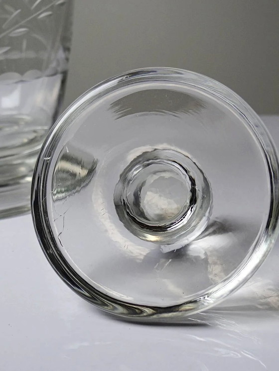 Small antique decanter in engraved Bohemian crystal, early 20th century. – Glass & Decanter, Glass, Vintage (photo 9 of 14)