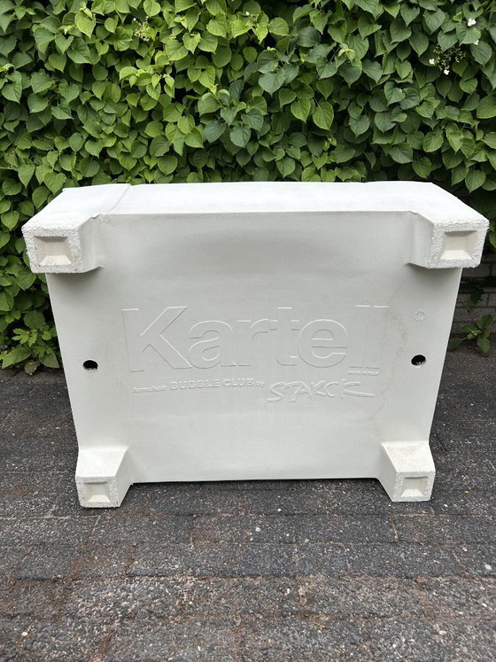 3x Kartell Bubble Club Fauteuil – Philippe Starck – Wit – Tuinstoelen, Plastic (photo 4 of 5)